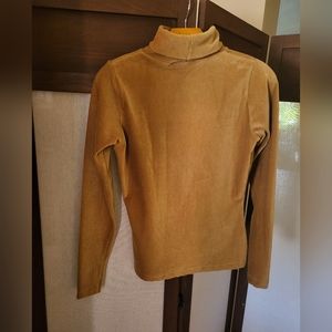 Woolrich super soft Golden Caramel corduroy  turtle neck sweater